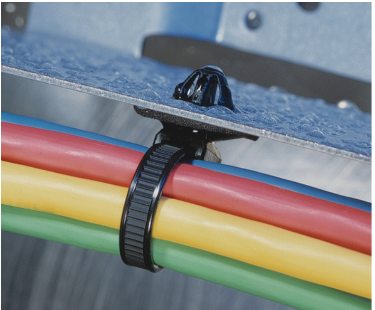 帶箭頭和圓盤的一體式固定扎帶，適用于圓孔，帶密封圈